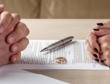 Διαζύγια σε τιμές Black Friday - Δικηγόρος έκανε πλάκα και αποκαλύφθηκαν πικρές αλήθειες (φώτο)